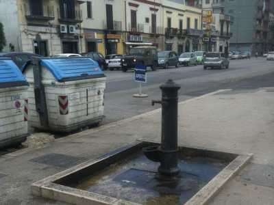 Cap d firr: via Brigata Regina angolo corso della Carboneria